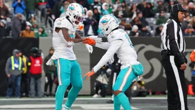 Get tickets to see Ollie Gordon vs. the Steelers