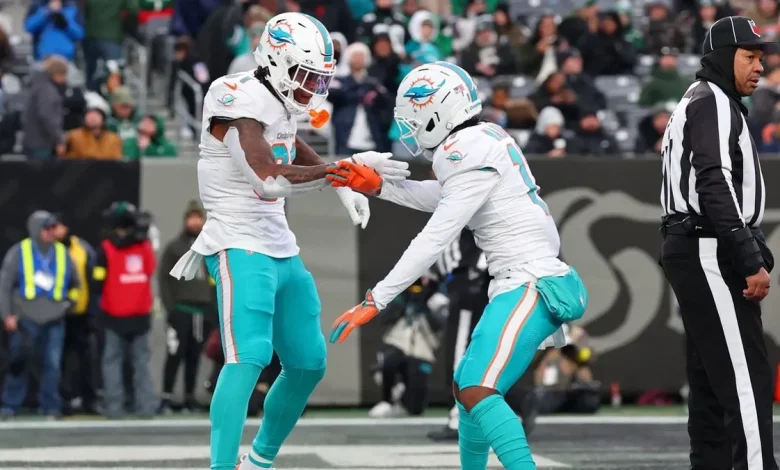 Get tickets to see Ollie Gordon vs. the Steelers