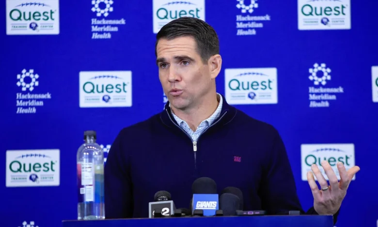 Giants GM Joe Schoen struggles to do the impossible: Defend the team he’s built