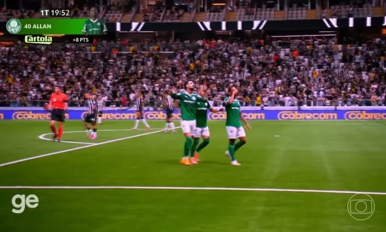 Gol de Allan aumenta vantagem do Palmeiras para 2 a 0 e pressiona Flamengo contra o Ceará para ser campeão
