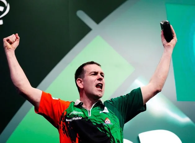Good night for the Irish at the darts as Daryl Gurney sees off Beau Greaves and Willie O’Connor eases into round two