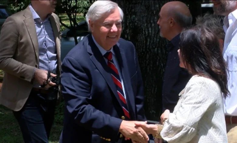 Graham defends Trump admin's boat strike campaign, pushes for Venezuelan regime change