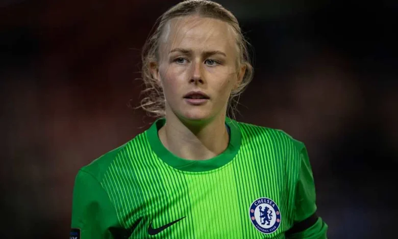 Hannah Hampton wins The FIFA Best Women’s Goalkeeper Award | News | Official Site