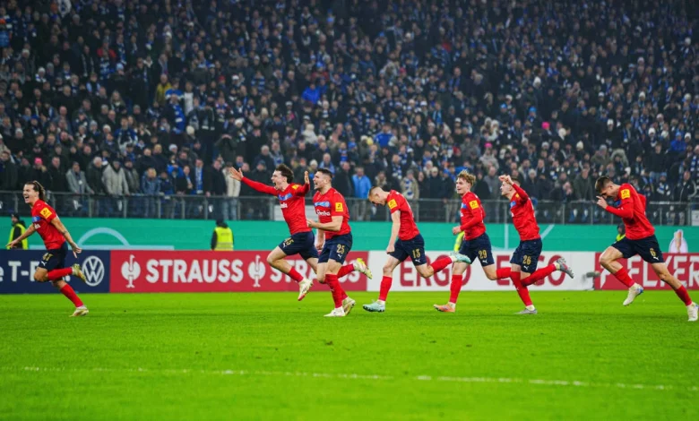 Harres setzt den Schlusspunkt: Kiel nach Krimi beim HSV in der nächsten Runde