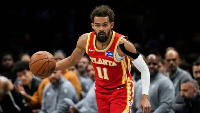 Hawks' Young (MCL) to be reevaluated in 2 weeks