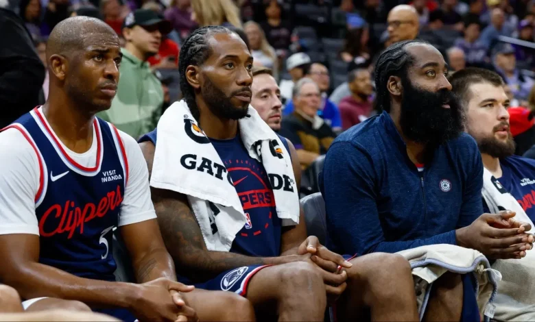 "Heads Gotta Start Rolling Soon": Fans Predict Mayhem After Ty Lue Benches Kawhi Leonard, James Harden Following Clippers' Epic Capitulation