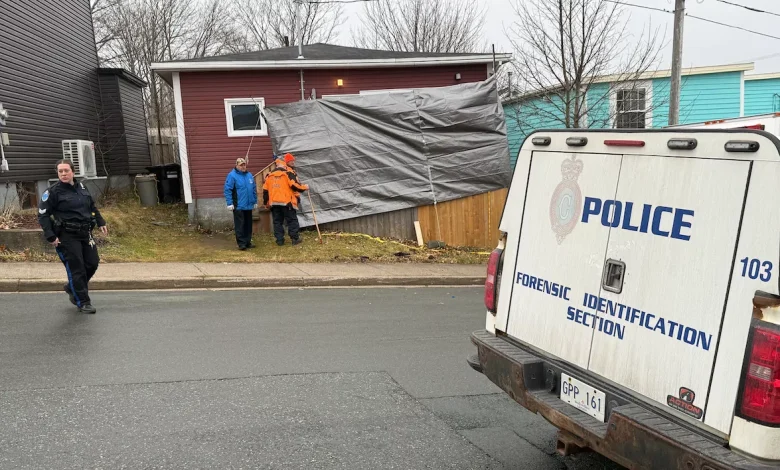 Heavy police presence in centre city as police investigating suspicious deaths