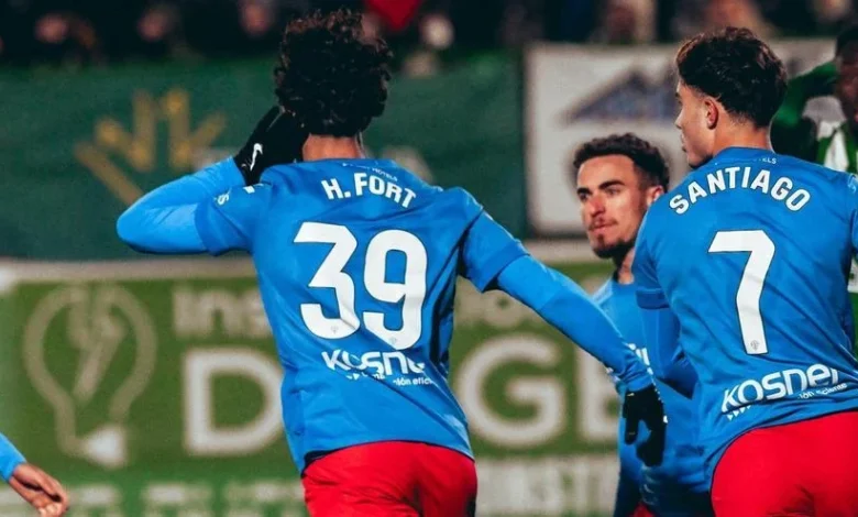 Héctor Fort salva los muebles en el 117'