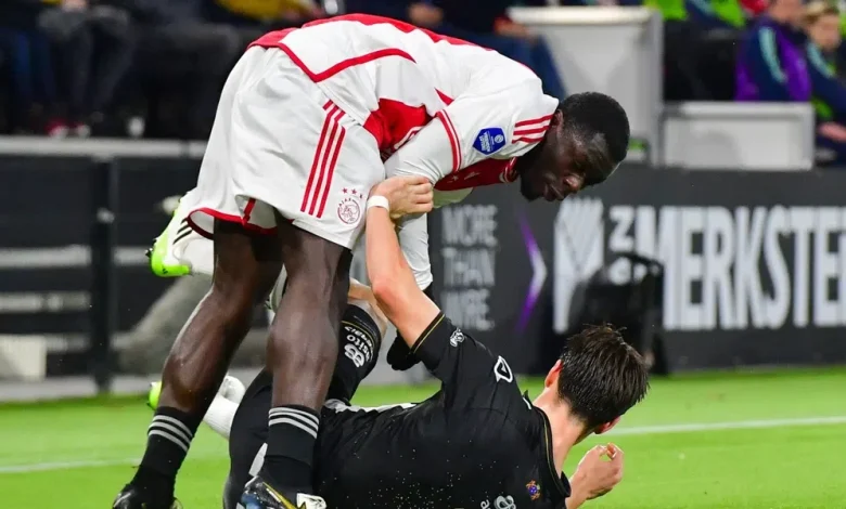 Heraclied keert 686 (!) dagen na oplopen 'Brobbey-blessure' terug in selectie