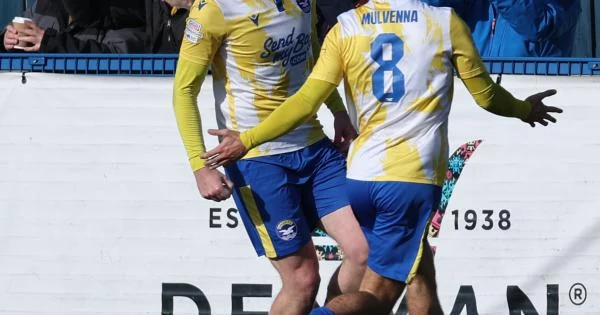 Higgins impressed by Bangor but targeting three points