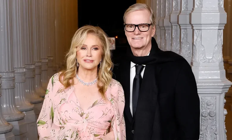 Hilton magnate turns the tables on burglars, defends multimillion-dollar LA home with shotgun