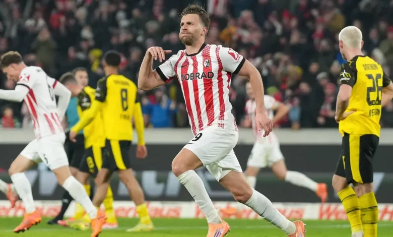 Höler rettet Freiburg mit Traumtor