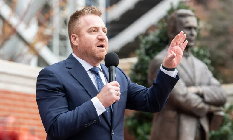 How Alex Golesh is Approaching Auburn's Unique Quarterback Situation