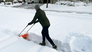 How old is too old to shovel snow? What heart experts are saying