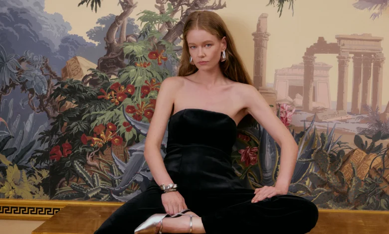 How to wear velvet this Christmas