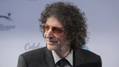 Howard Stern puts an end to the guessing game, signs new deal with SiriusXM