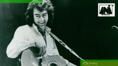 Hugh Jackman fronts Radio 2 special on Neil Diamond