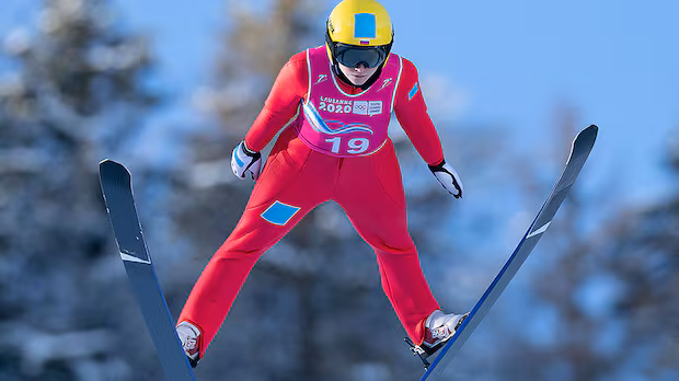 IOC urges sports bodies to let Russian youth teams, athletes compete with flag and anthem