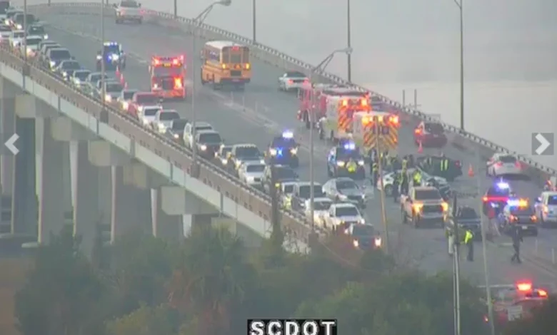 Icy roads and dense fog create major delays for Lowcountry commuters Wednesday morning