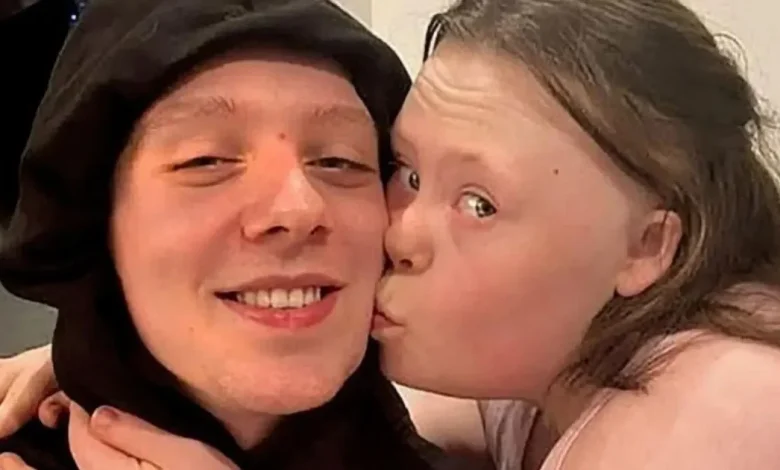 I'm A Celebrity fans are sobbing after Aitch's tear-jerking reunion with sister Gracie