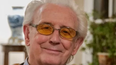 'I'm an iconic singer with dementia, this Christmas there is a gift the disease can't take'