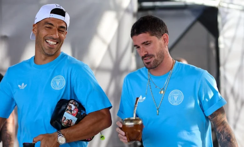 Inter Miami in Suárez talks, make De Paul deal permanent