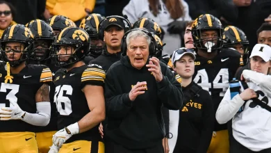 Iowa football bowl projections, live updates for Hawkeyes