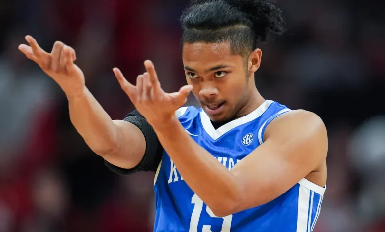 Is Jaland Lowe playing for Kentucky tonight vs Gonzaga?