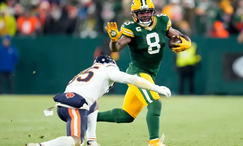 Is Josh Jacobs playing in Week 15 with knee injury?