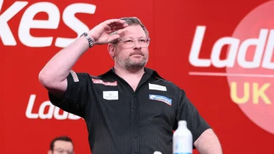 "It’s like no other experience. The crowd are absolutely crazy, the stage is humongous": James Wade sees the World Championship as the ultimate season finale