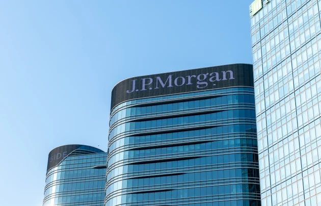JPMorgan Chase shares fall as Lake warns of "little more fragile" economy (JPM:NYSE)