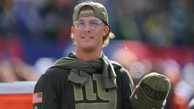 Jaxson Dart’s mom Kara turns heads in family throwback before his Giants return