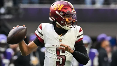 Jayden Daniels injury update: Commanders QB hurts elbow vs. Vikings