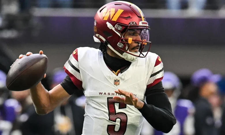 Jayden Daniels injury update: Commanders QB hurts elbow vs. Vikings