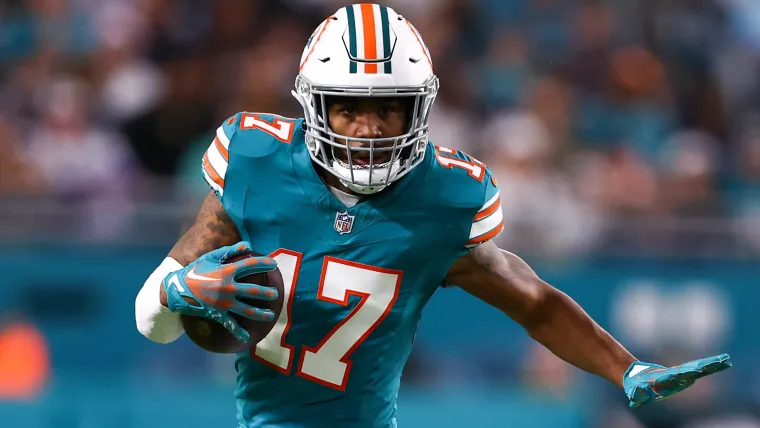 Jaylen Waddle injury update: Latest news on Dolphins WR's status in Week 15 game