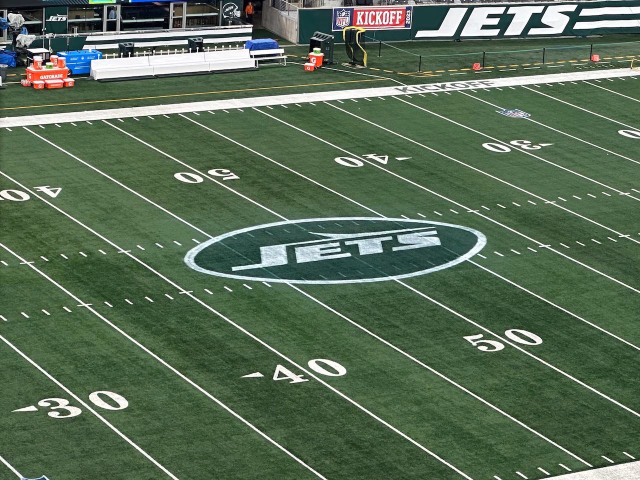 Jets shut down top weapon until 2026