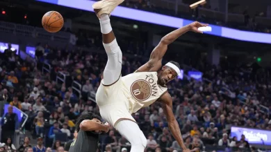 Jimmy Butler avoids injury on scary fall, ignites Warriors offense without Curry