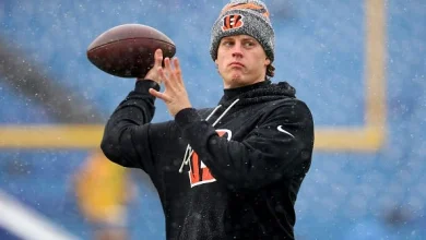 'Joe Brrr' Watch Bengals QB Joe Burrow warm up in Buffalo snow