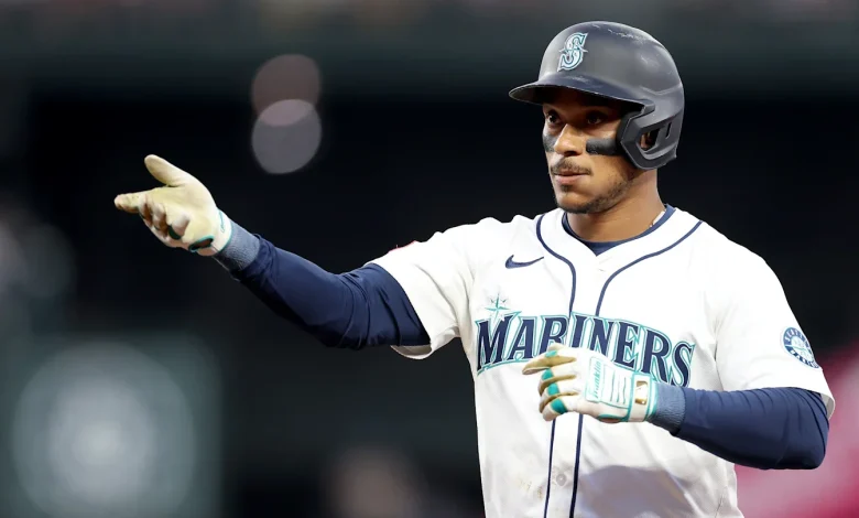 Jorge Polanco's contract demands bring Mariners face-to-face with a red line