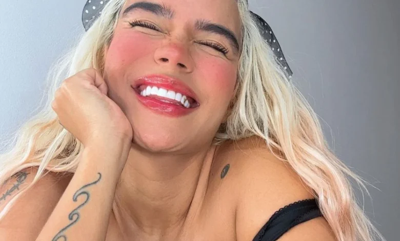 Karol G Designs ‘Tropicoqueta’ as a Visual Album for the Latino Collective With ‘La Premiere’