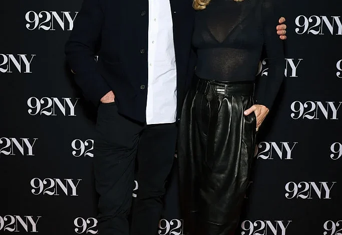 Kate Hudson Celebrates Her Golden Globes Nomination in Leather Pants