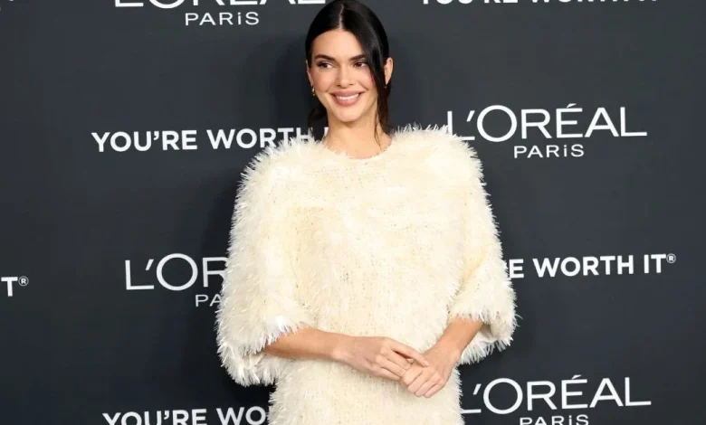 Kendall Jenner Wows in Bottega Veneta Dress With Bold Slit for L’Oreal