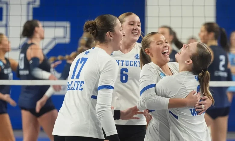 Kentucky volleyball vs. Wisconsin live updates: Score, highlight