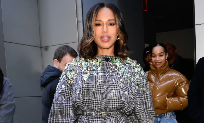 Kerry Washington Is Doubling Down On One of Winter's Hottest Nail Colors