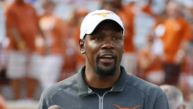 Kevin Durant's Texas freshman friend's fit turns heads at Rockets game 17 years later