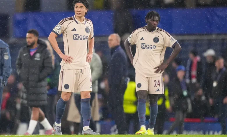 Kieft en Janssen laken opstelling Ajax in Baku: 'Ik vind het waanzin'