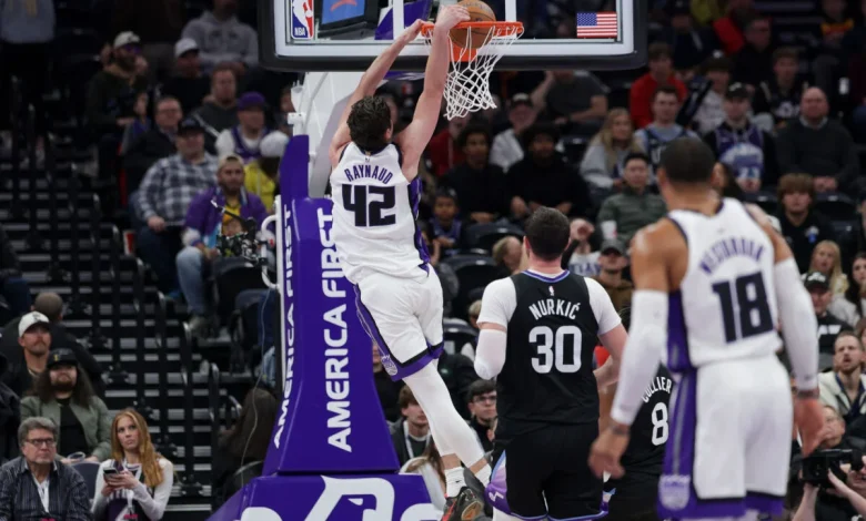 Kings vs. Grizzlies: Can Sacramento Lose By Less Than 41?