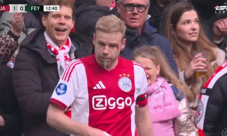 Klaassen knalt Ajax op voorsprong en loopt wond op tijdens juichen