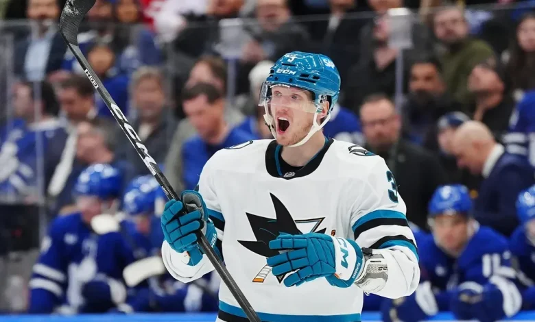 Klingberg scores in overtime as Sharks complete unbelievable comeback
