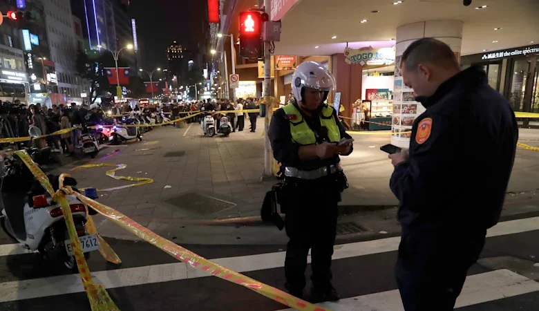 Knife-wielding attacker kills three in Taipei, dies during police chase